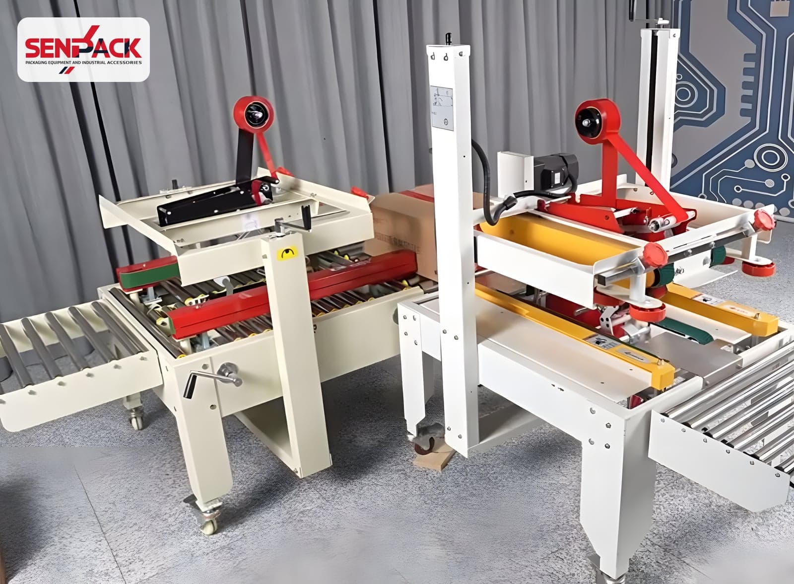 Cụm máy dán thùng carton: dán đáy và 2 mép cạnh trên