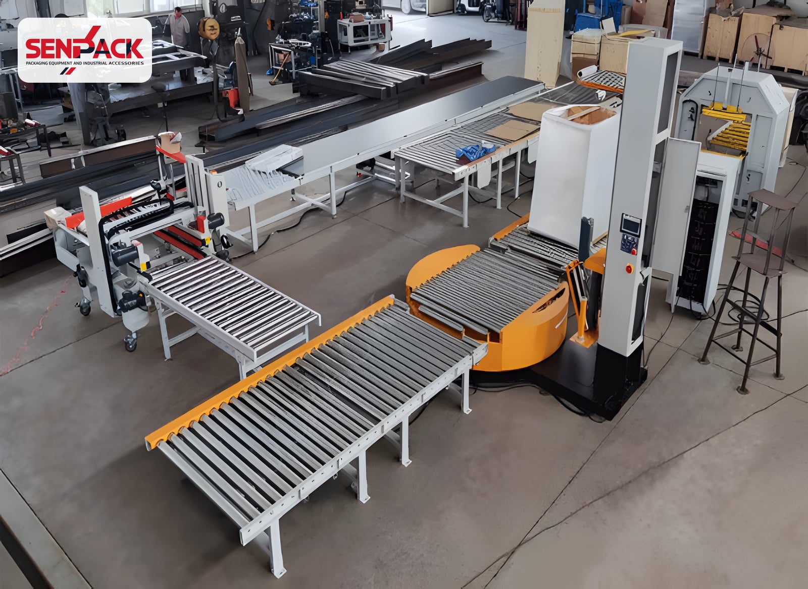 Băng tải con lăn pallet trong dây chuyền đóng gói